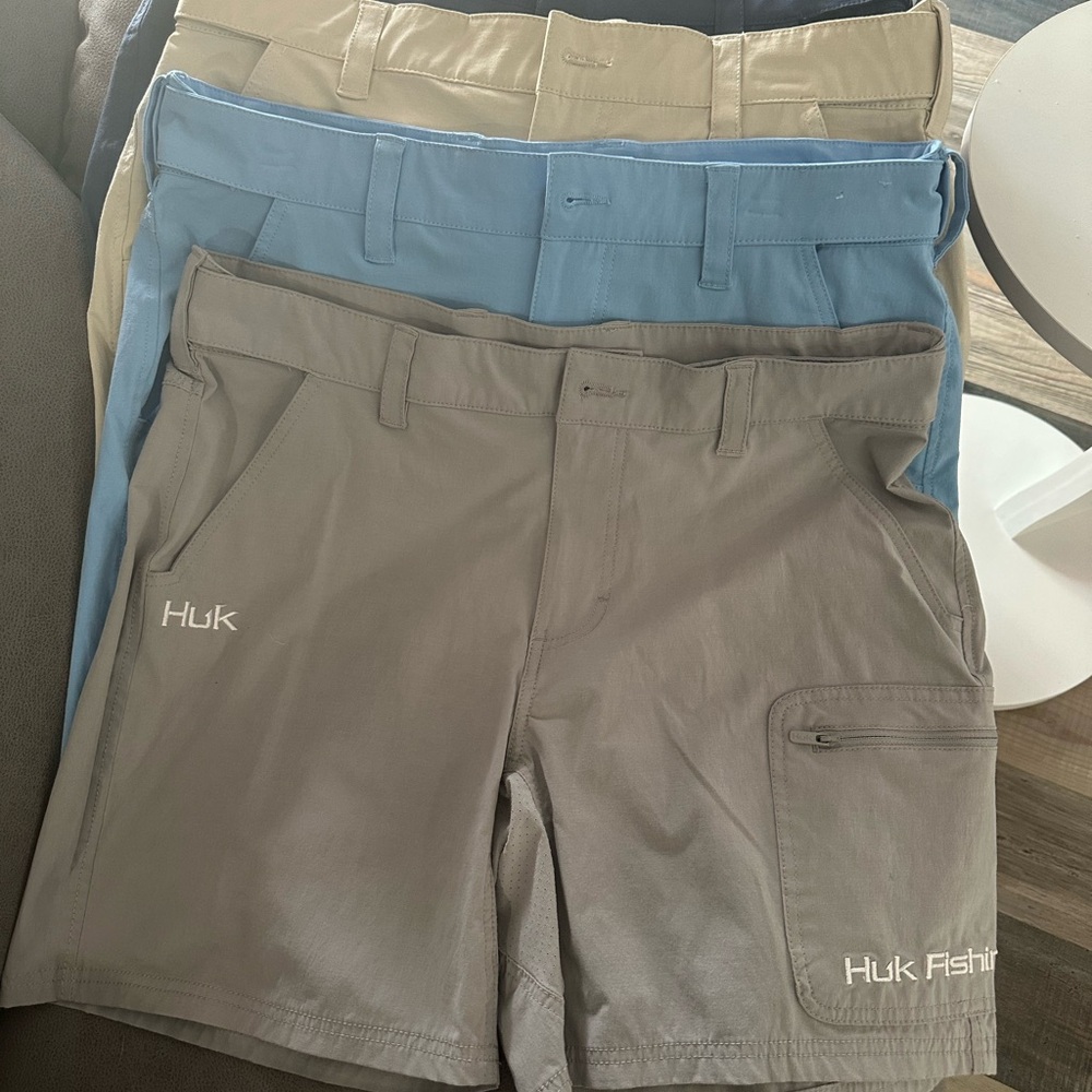 4 pair of Large Huk 7” Inseam  Shorts (New Without Tags)